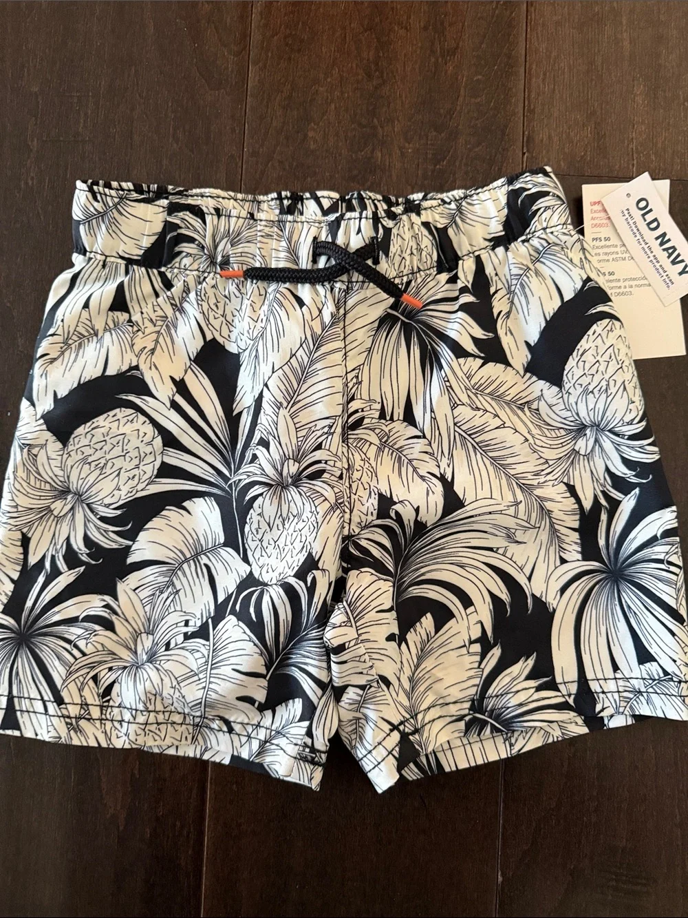NWT Old Navy Black & White Tropical Swim Short Trunks